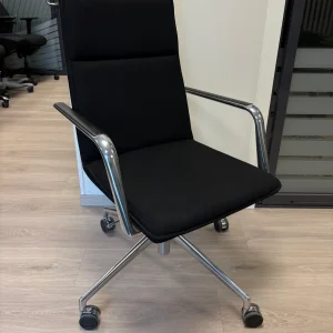 NY (DEMO) | BRUNNER FINA SOFT 6722/A KONFERANSESTOL