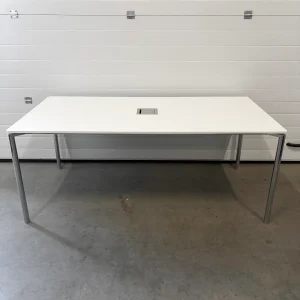 BRUKT | FRITZ HANSEN DESIGN MØTEBORD/KONFERANSEBORD 160/180CM