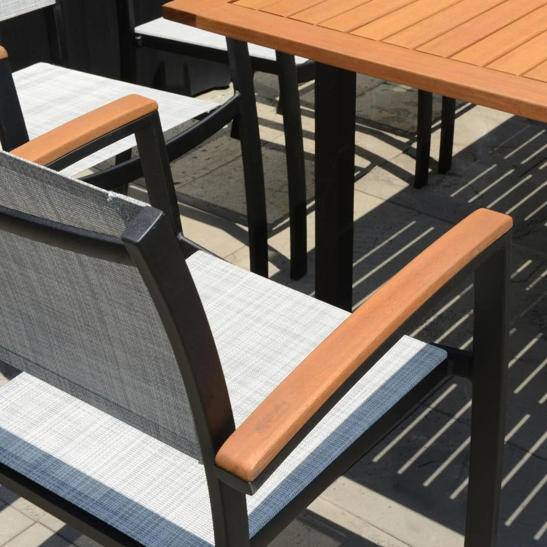 Spisesett ute Ragusa 10 plasser, eukalyptus 180/240x100 cm - LifestyleGarden - Image 6