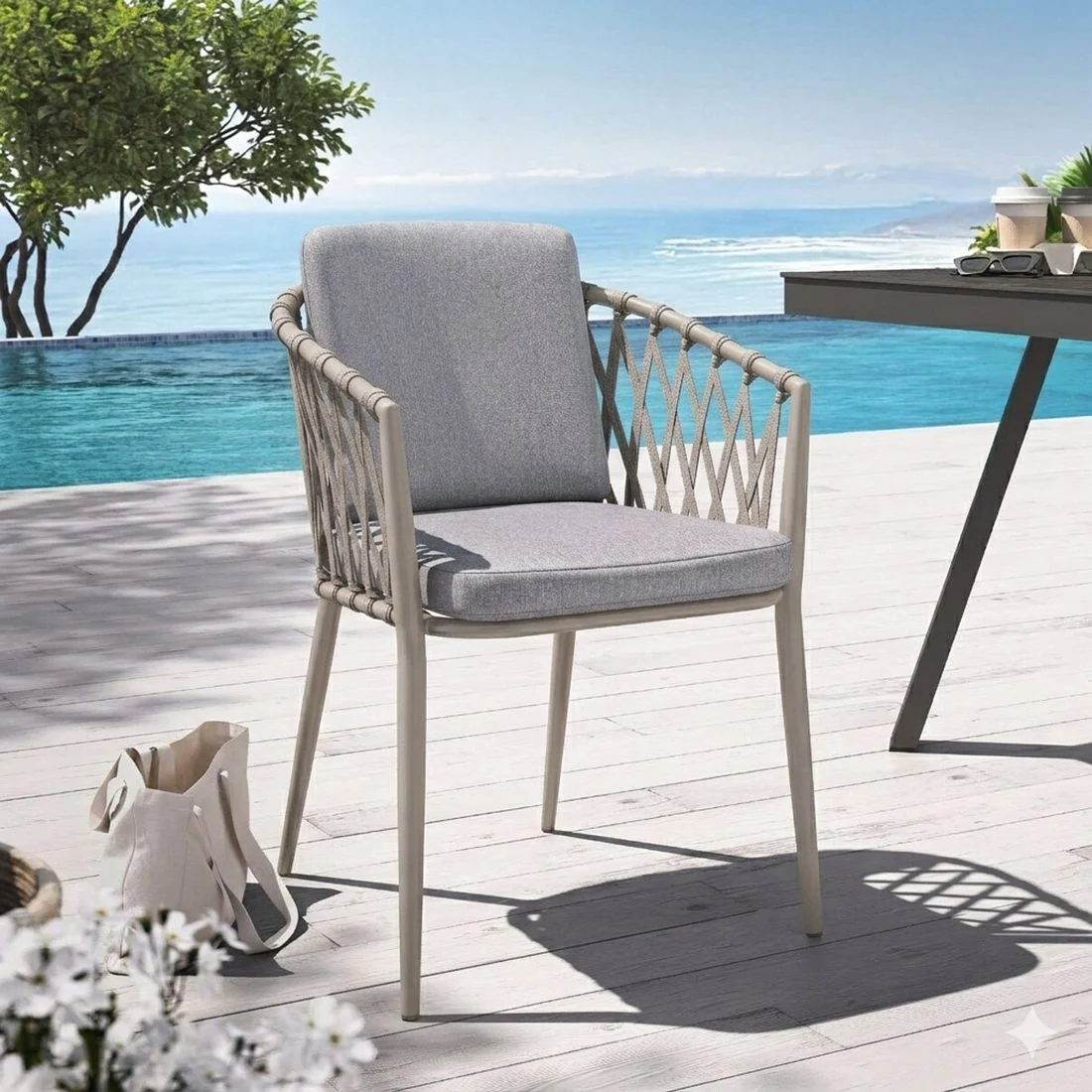 Stabelstol ute Cairns aluminium med puter 56x60 cm - OUTLIV. - Image 3